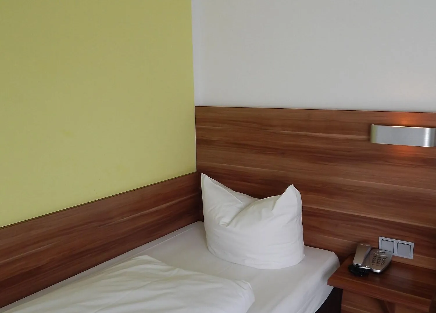 Hotel Andra München 3*, Múnich